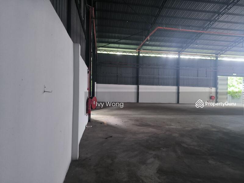 For Rent - Warehouse For Let at Pusat Perdagangan Subang Permai, Shah Alam, Desa Subang Permai, Shah Alam