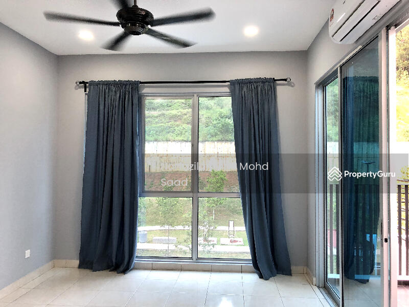 For Sale - Facing Open,renovated, 3 storey bayu height 2,Seri kembangan
