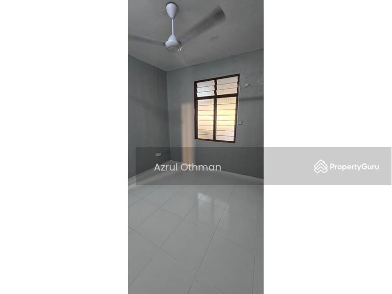 For Sale - 1-storey Terraced House at Taman Nusa Intan
