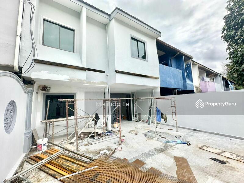 Untuk Dijual - Pasir Gudang Taman Air Biru Refurbish Renovated 2 Storey Terrace 5bed