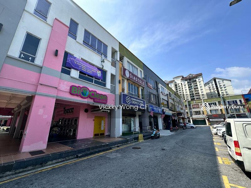 For Sale - Bandar Tun Razak