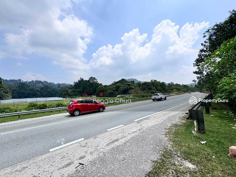 Untuk Dijual - Taman Pulai Saujana 6 Acres Land