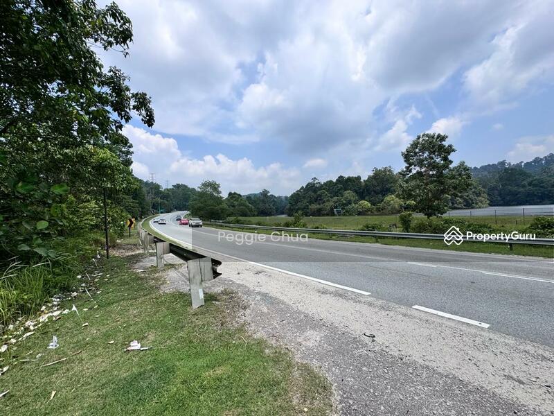Untuk Dijual - Taman Pulai Saujana 6 Acres Land