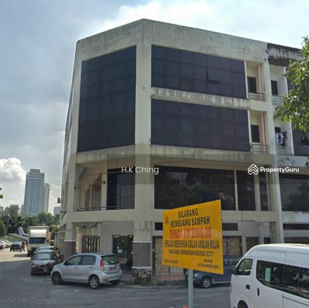 For Rent - Corner 35x75 Ground Floor Shop Kayu Ara Petaling Jaya
