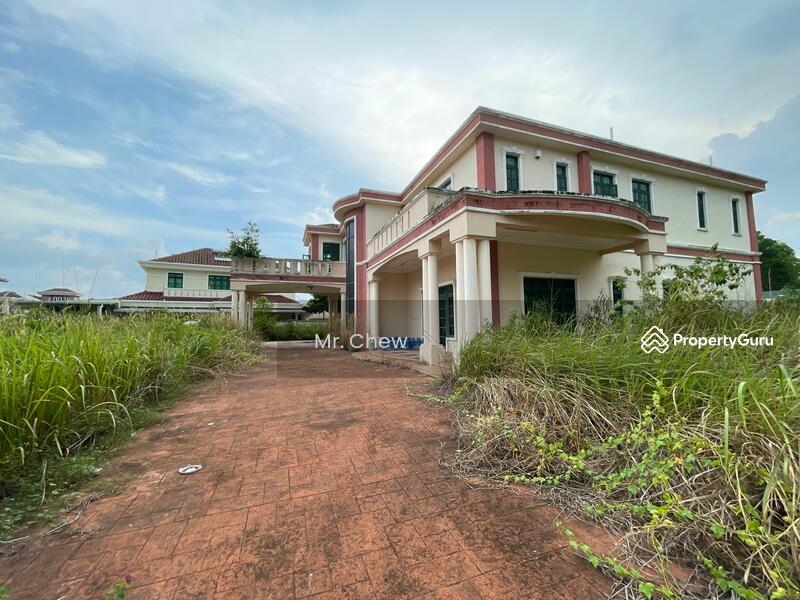 For Sale - Bungalow at Kota Warisan