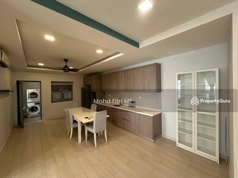 Untuk Disewa - Lakefront Residence