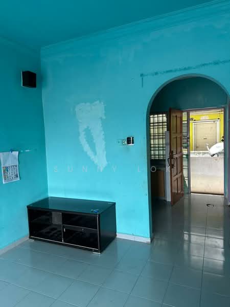 Rumah Flat untuk Disewa di Permai Court - Sunny Lok - Living Room - PropertyGuru.com.my