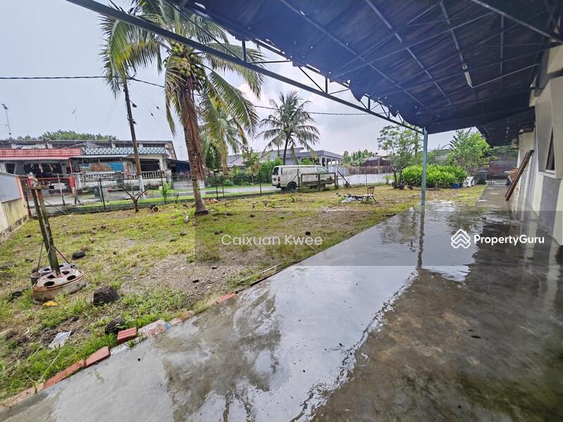 For Sale - Kulai Taman Pertama Batu 21