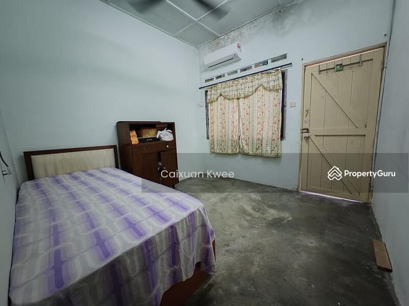 For Sale - Kulai Taman Pertama Batu 21
