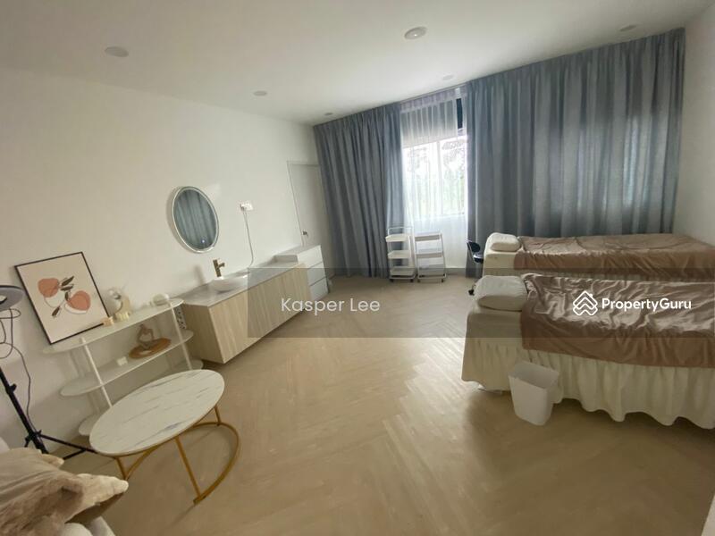 For Sale - Austin V Square