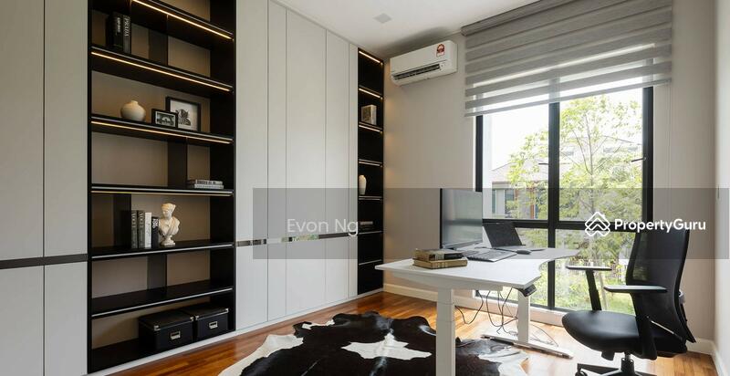 For Sale - 10min Seremban 2 Rumah double storey premium 22 x 75 600k