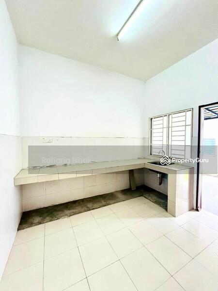 Untuk Disewa - Double Storey ALAM SURIA Puncak Alam - READY TABLE TOP AND AWNING AT YARD