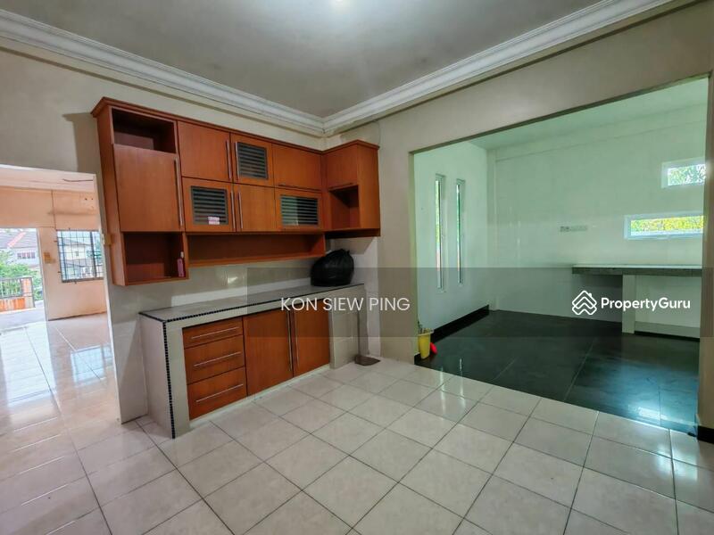 Untuk Dijual - Terraced House at Siburan