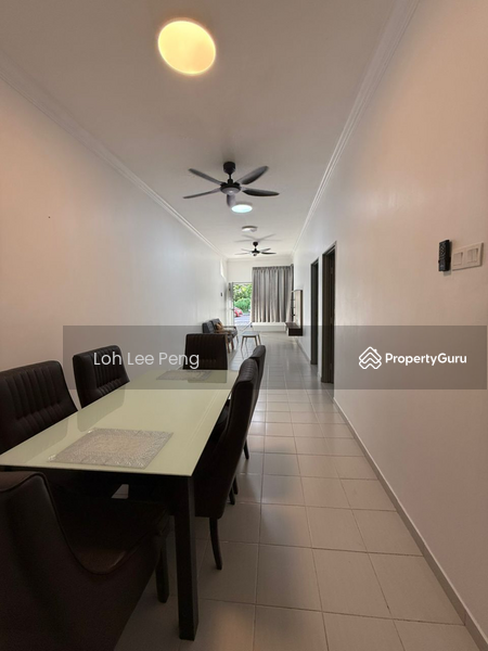For Rent - Townhouse at Taman Kempas Utama