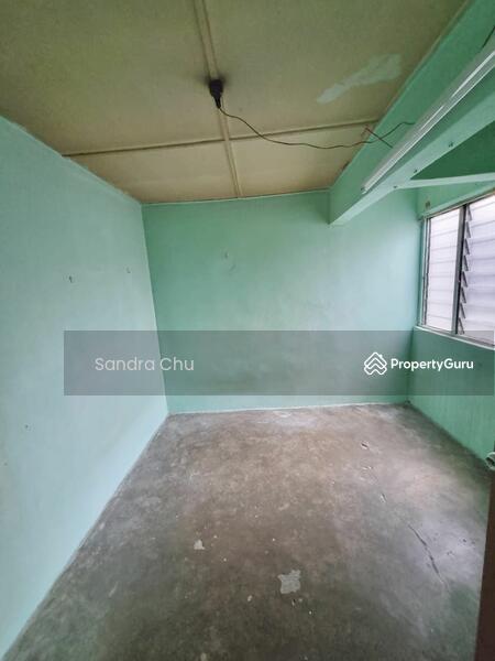 For Sale - 1-storey Terraced House at Kampung Baru Kundang