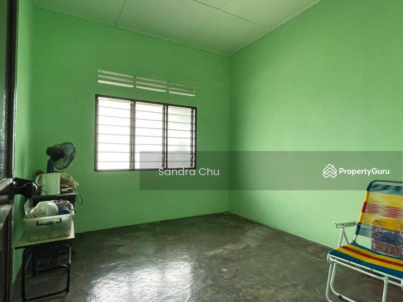 For Sale - 1-storey Terraced House at Kampung Baru Kundang