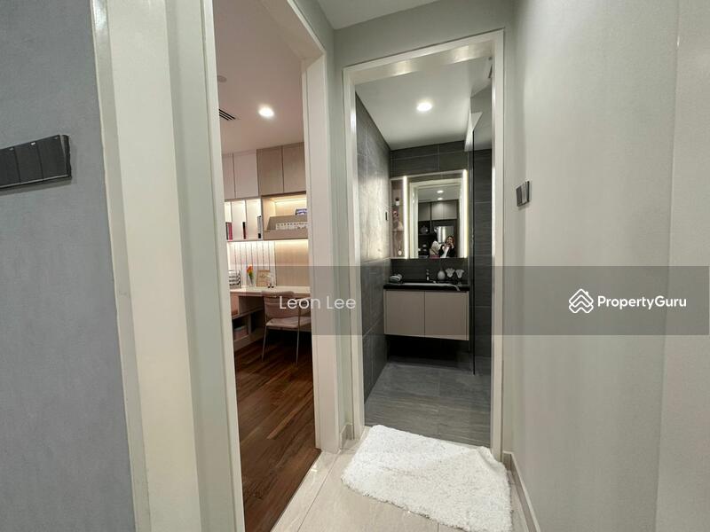 For Sale - Times Square 2