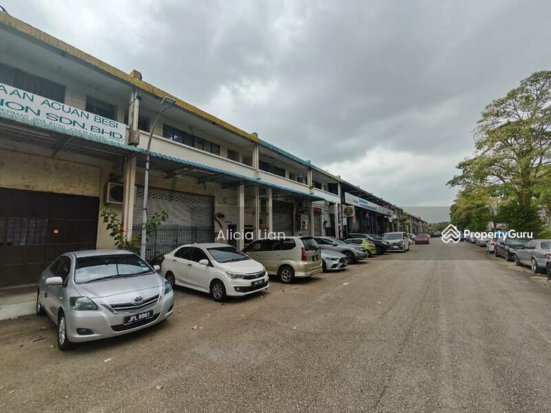 For Sale - Permas Jaya @ 1.5 Storey Terrace Factory