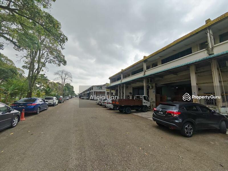 For Sale - Permas Jaya @ 1.5 Storey Terrace Factory
