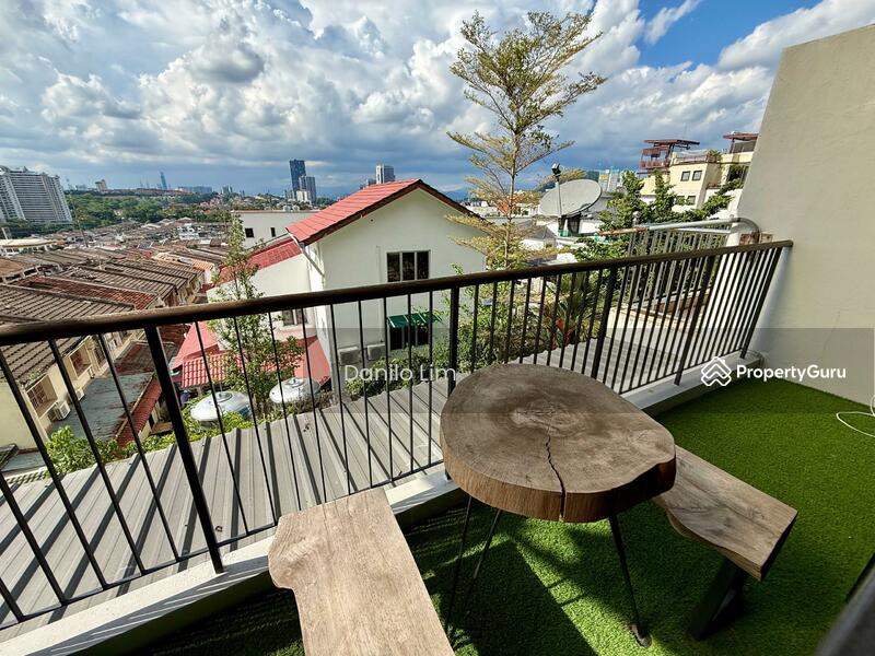 For Sale - Bukit Mandarina, 2.5 Sty, 24x80, 180' KL View, Fully Renovated, Good Condition