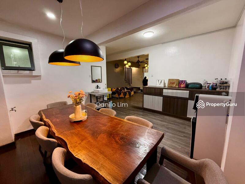 For Sale - Bukit Mandarina, 2.5 Sty, 24x80, 180' KL View, Fully Renovated, Good Condition