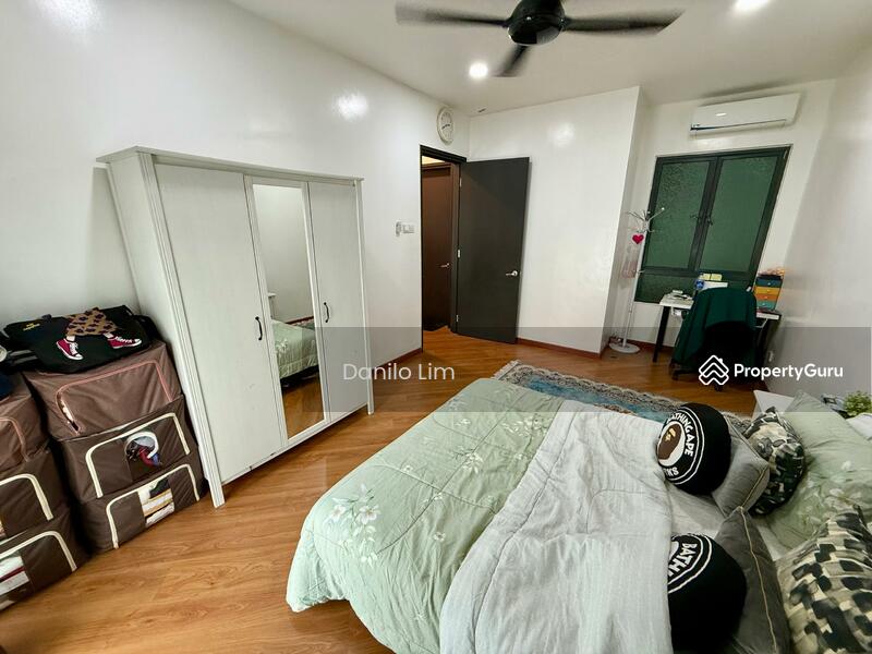 For Sale - Bukit Mandarina, 2.5 Sty, 24x80, 180' KL View, Fully Renovated, Good Condition