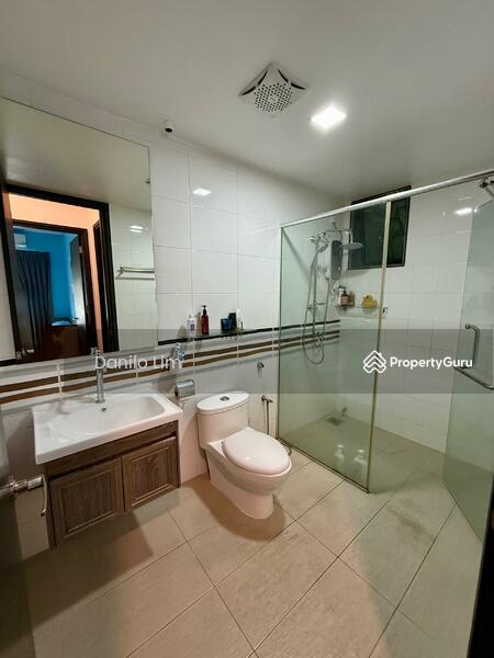 For Sale - Bukit Mandarina, 2.5 Sty, 24x80, 180' KL View, Fully Renovated, Good Condition