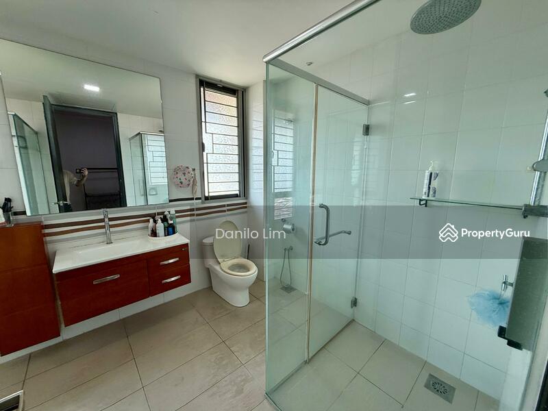 For Sale - Bukit Mandarina, 2.5 Sty, 24x80, 180' KL View, Fully Renovated, Good Condition