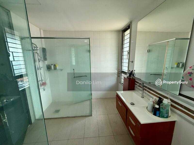 For Sale - Bukit Mandarina, 2.5 Sty, 24x80, 180' KL View, Fully Renovated, Good Condition