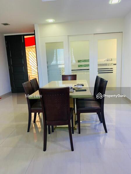 Untuk Disewa - Kingfisher Series