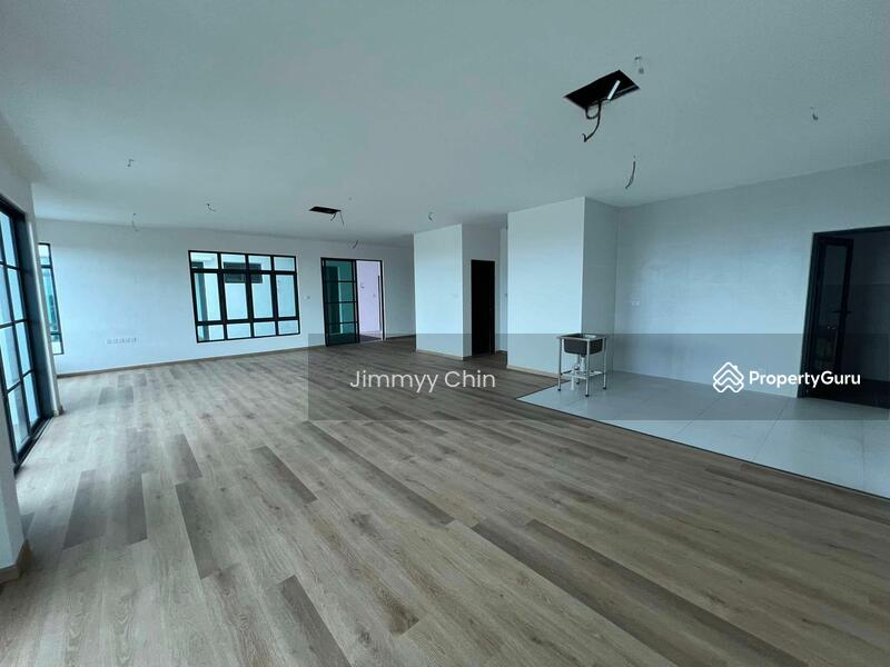 For Sale - Sapphire On The Park