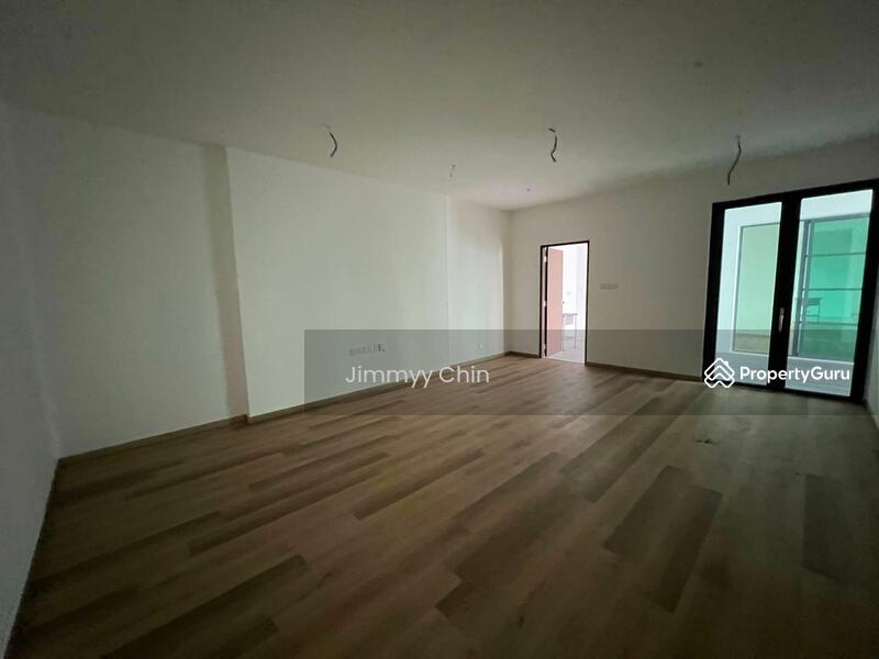 For Sale - Sapphire On The Park