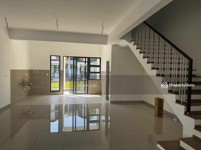 Untuk Disewa - 2-storey Terrace House at Elmina