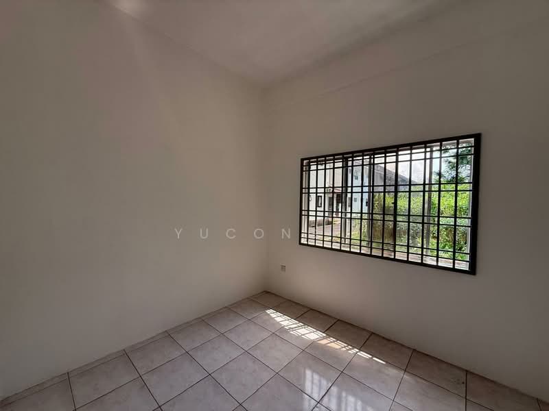 2-storey Terraced House for Sale in Taman Sri Putra (Tampoi) - Yucong . - Interior - PropertyGuru.com.my