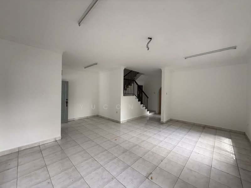 2-storey Terraced House for Sale in Taman Sri Putra (Tampoi) - Yucong . - Interior - PropertyGuru.com.my