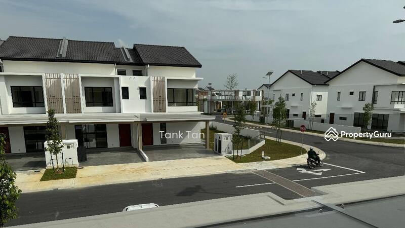 For Sale - Terraced House at Bandar Gamuda Cove