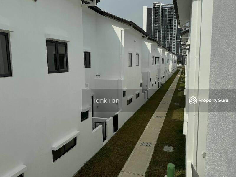 For Sale - Terraced House at Bandar Gamuda Cove