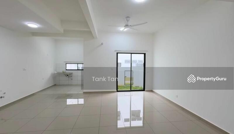 For Sale - Terraced House at Bandar Gamuda Cove