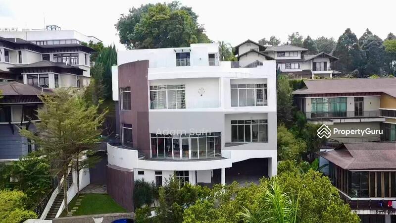 For Sale - 3.5-storey Terraced House at Country Heights Damansara