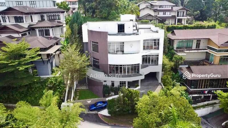 For Sale - 3.5-storey Terraced House at Country Heights Damansara
