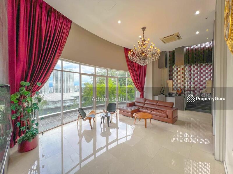 For Sale - 3.5-storey Terraced House at Country Heights Damansara