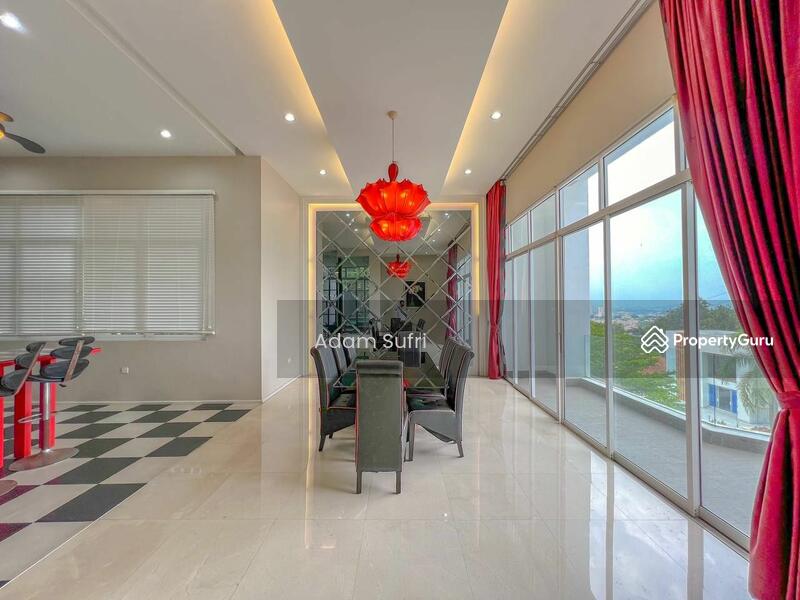 For Sale - 3.5-storey Terraced House at Country Heights Damansara