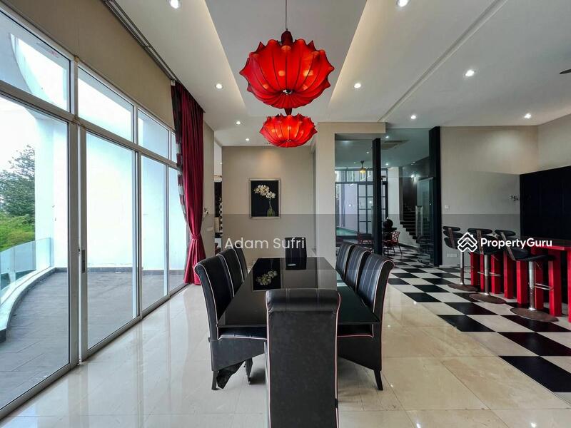 For Sale - 3.5-storey Terraced House at Country Heights Damansara