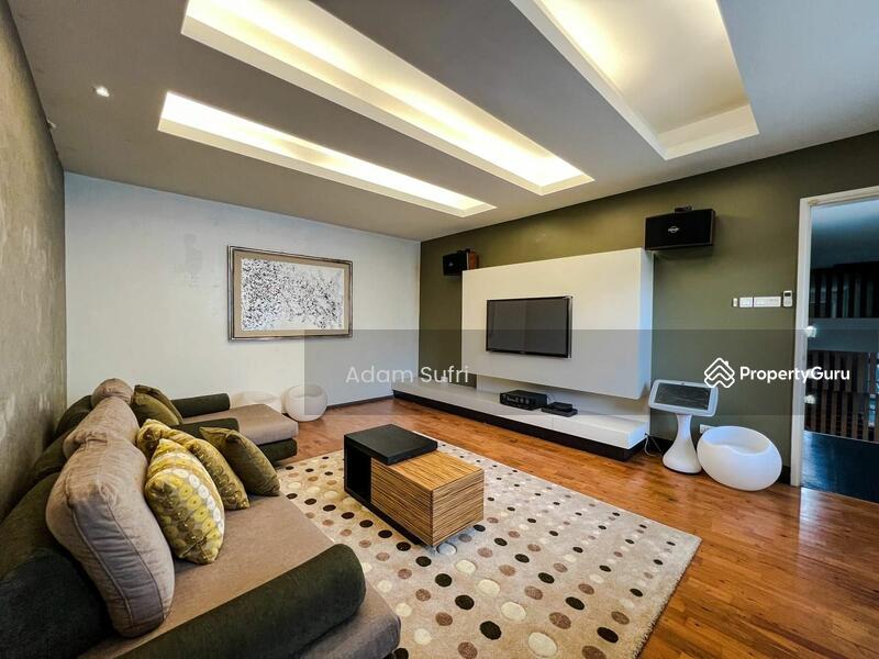 For Sale - 3.5-storey Terraced House at Country Heights Damansara