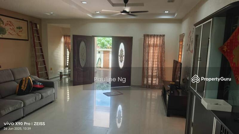 Untuk Disewa - 2-storey Terrace House at Taman Seri Austin