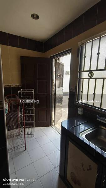 Untuk Disewa - 2-storey Terrace House at Taman Seri Austin