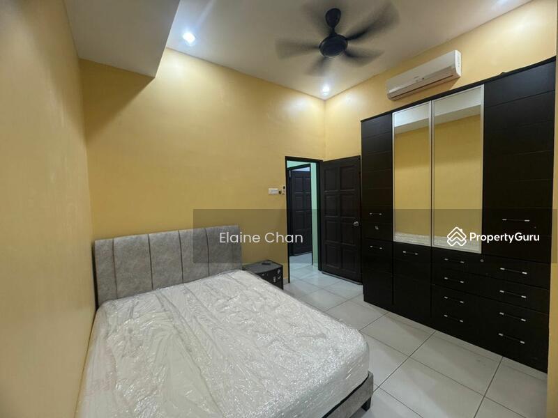 For Rent - Taman Impian Emas @ Double storey Terrace house