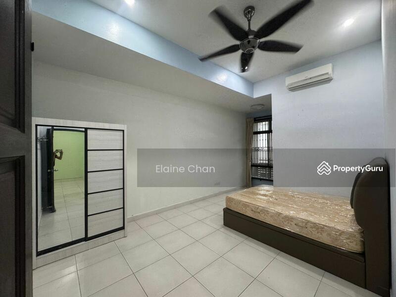 For Rent - Taman Impian Emas @ Double storey Terrace house