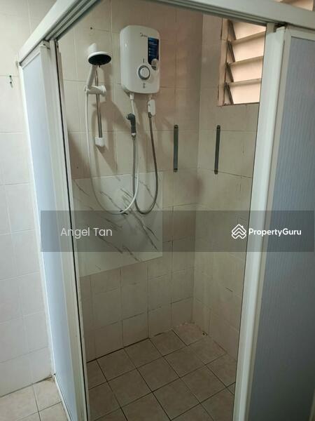 For Rent - Vistaria