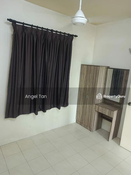 For Rent - Vistaria